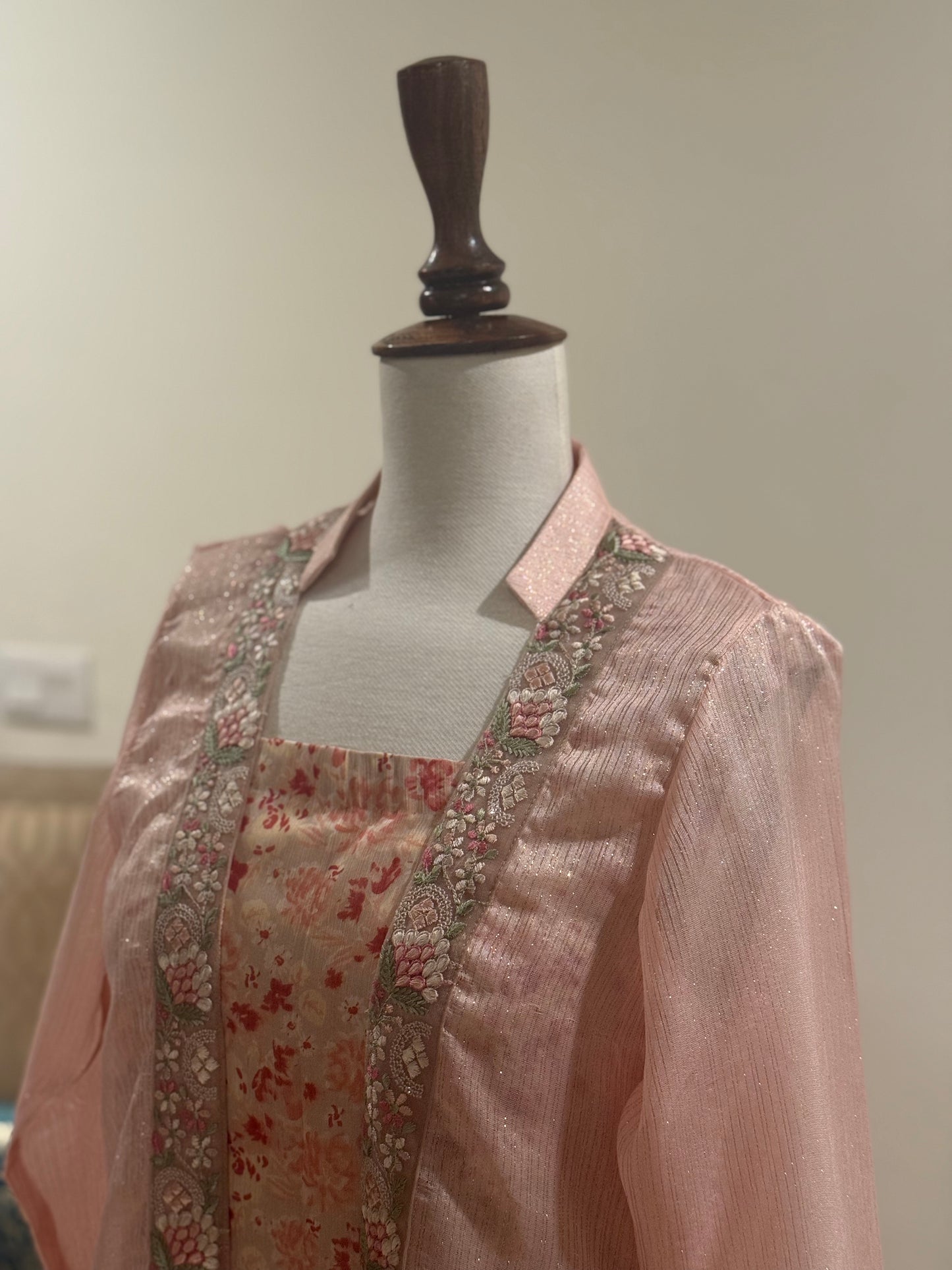 Print chiffon maxi with zari chiffon gown