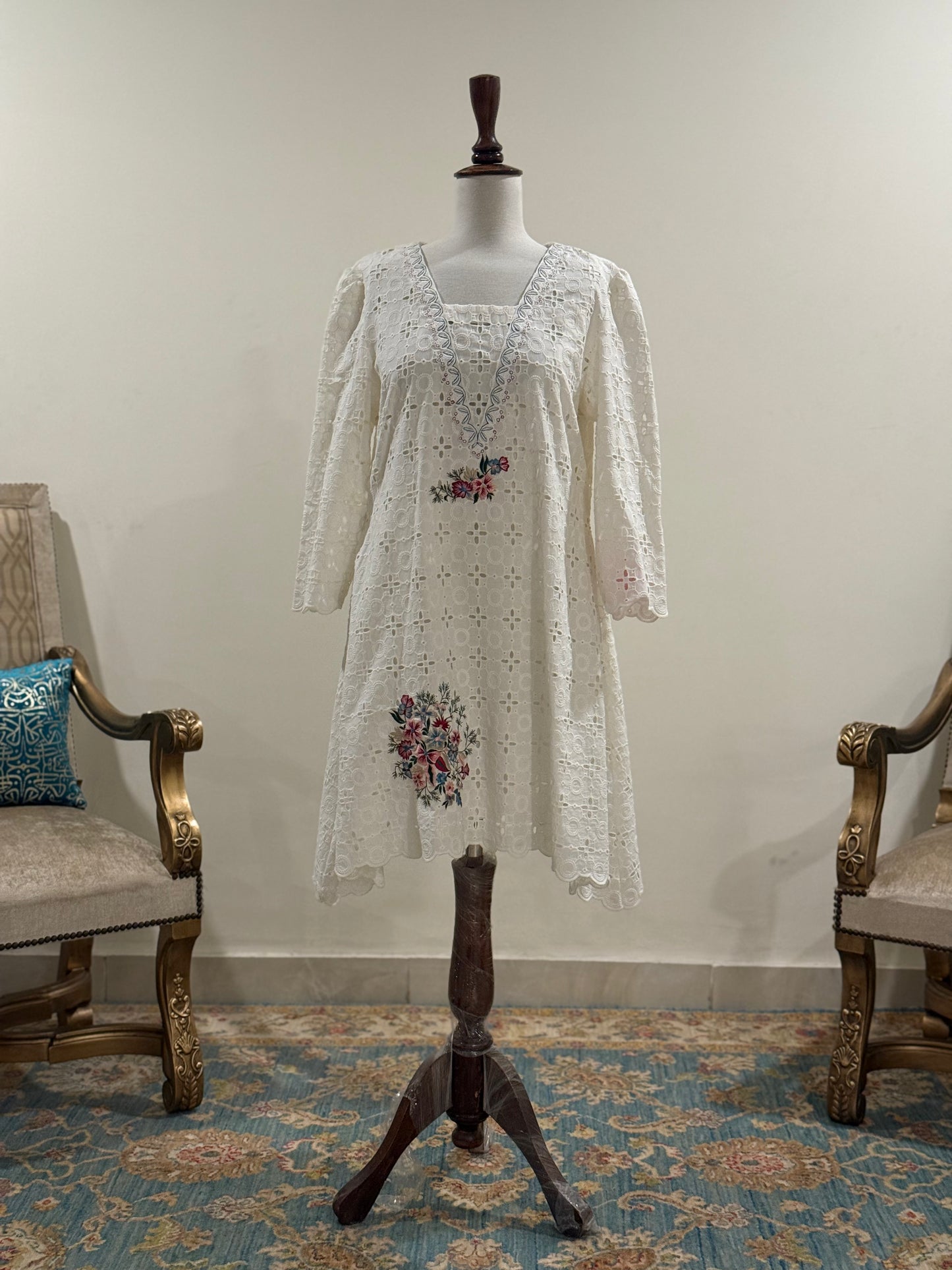 Pearl white chickenkari top