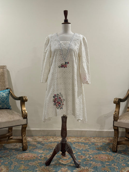 Pearl white chickenkari top