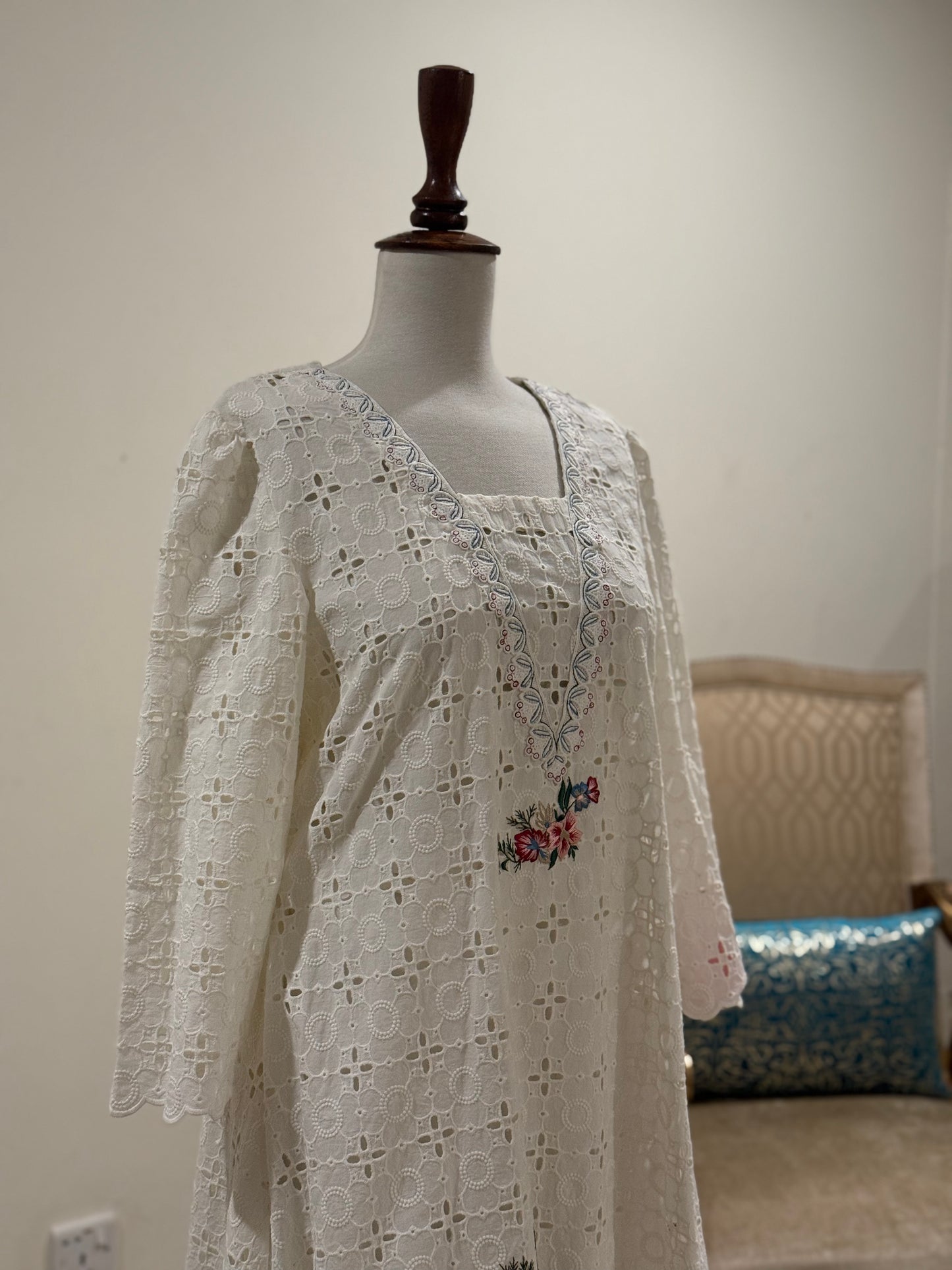 Pearl white chickenkari top