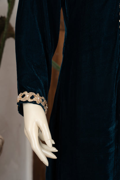 Sea Green Velvet Gown - Close Up Sleeve