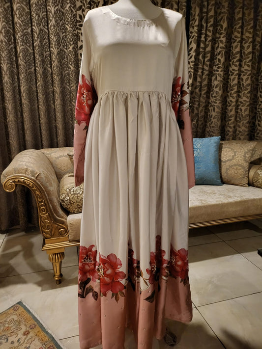Exclusive pearl white Maxi