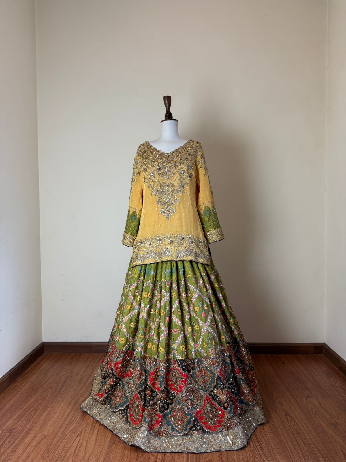 Green lehnga mehndi formal