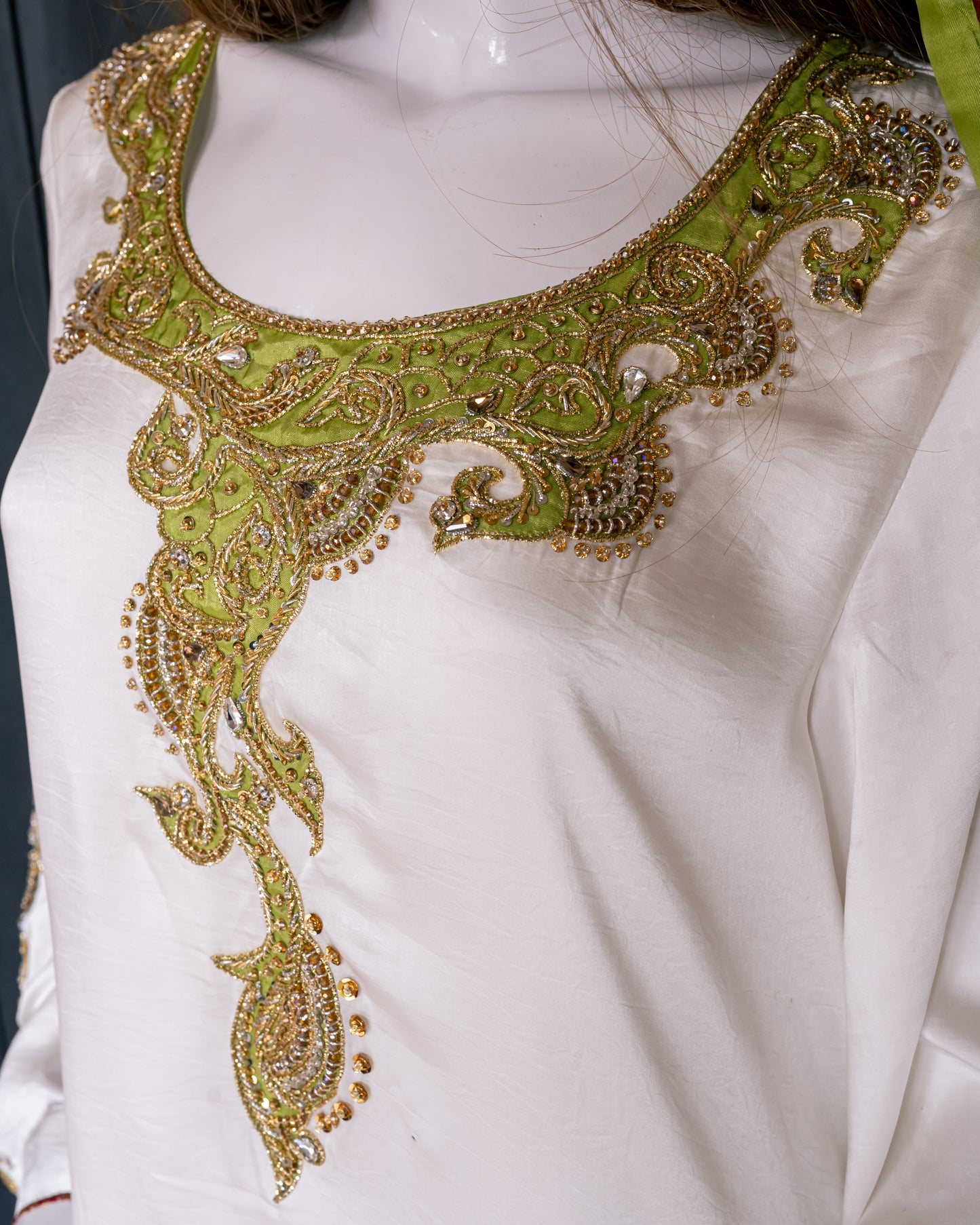White Shamoz Dress - Close Up Neck Design